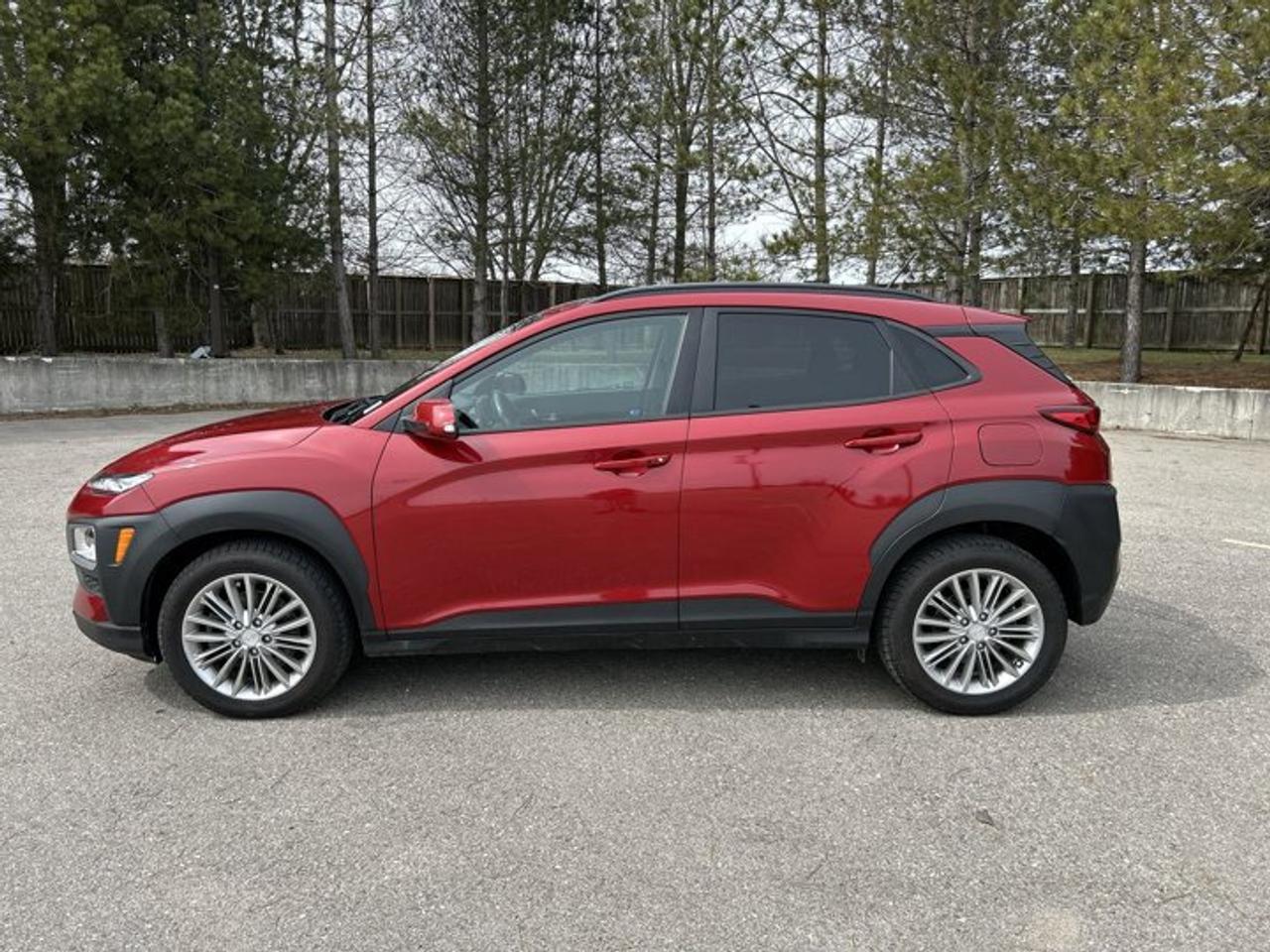 2020 Hyundai KONA Luxury AWD | Leather Seats | Heated Steering Wheel Photo