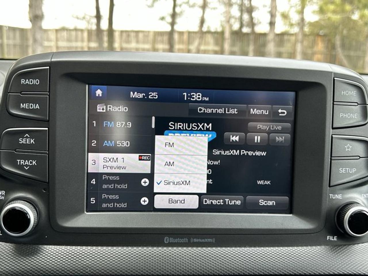 2020 Hyundai KONA Luxury AWD | Leather Seats | Heated Steering Wheel Photo