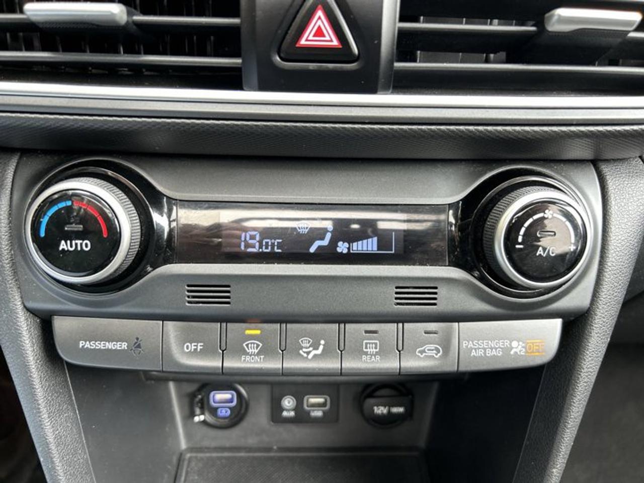 2020 Hyundai KONA Luxury AWD | Leather Seats | Heated Steering Wheel Photo