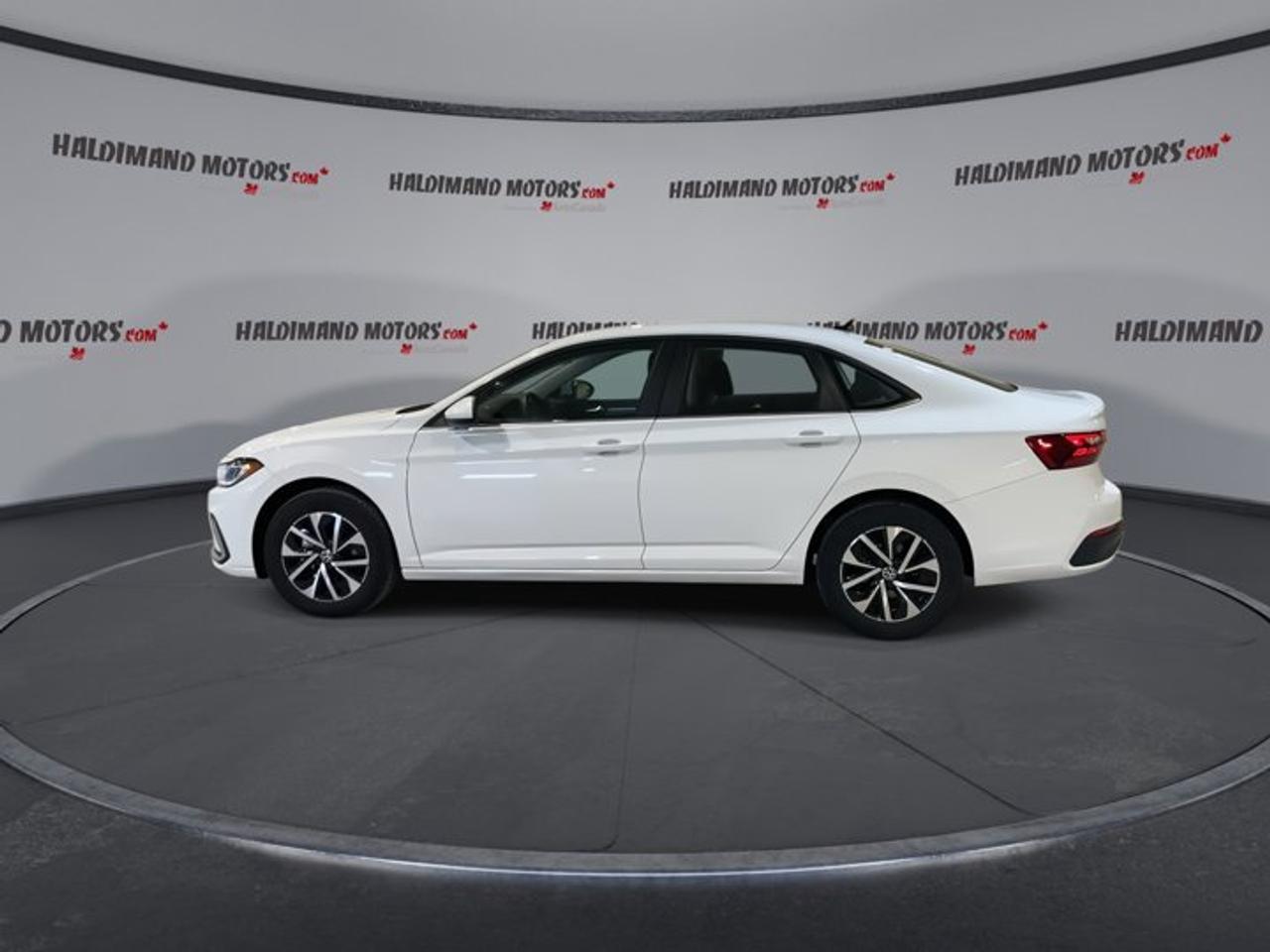 2025 Volkswagen Jetta Trendline | No accidents | Heated Steering Wheel Photo