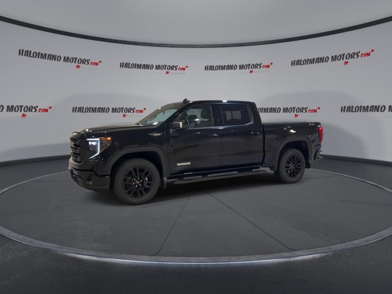 2024 GMC Sierra 1500 Elevation Crew Cab 4WD | No accidents | Leather Seats Photo3
