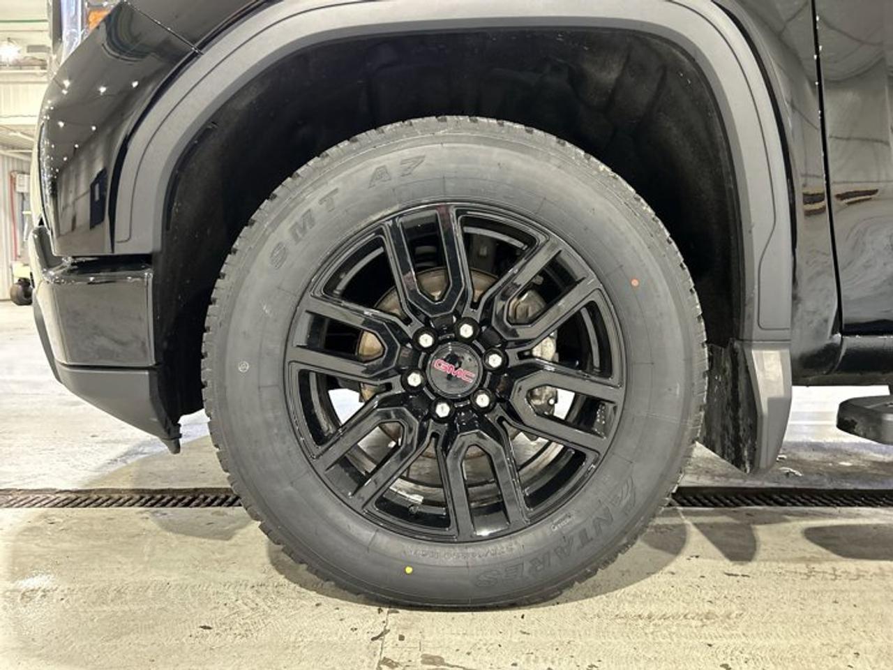 2024 GMC Sierra 1500 Elevation Crew Cab 4WD | No accidents | Leather Seats Photo