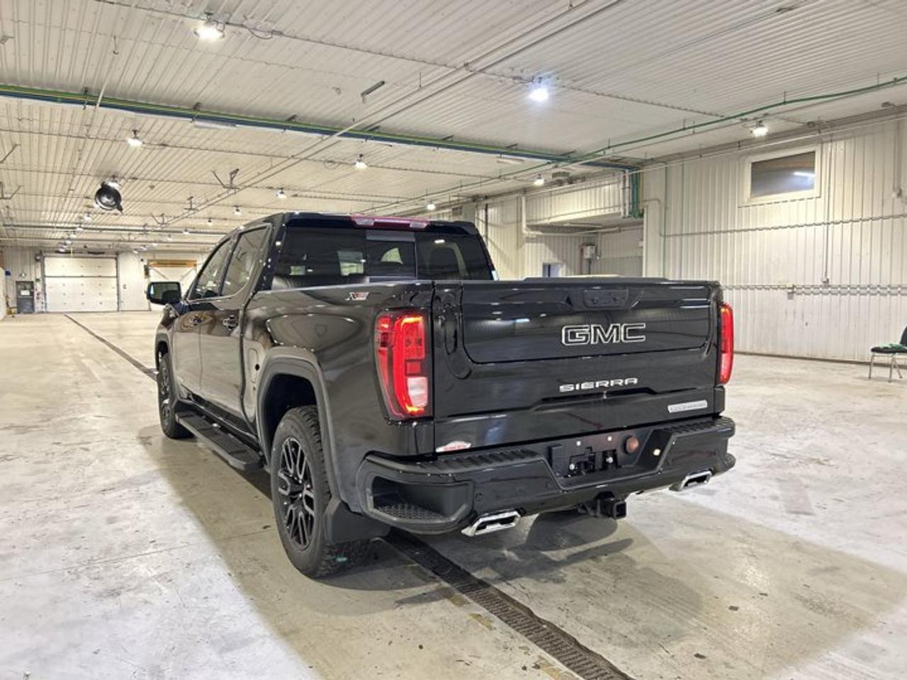 2024 GMC Sierra 1500 Elevation Crew Cab 4WD | No accidents | Leather Seats Photo