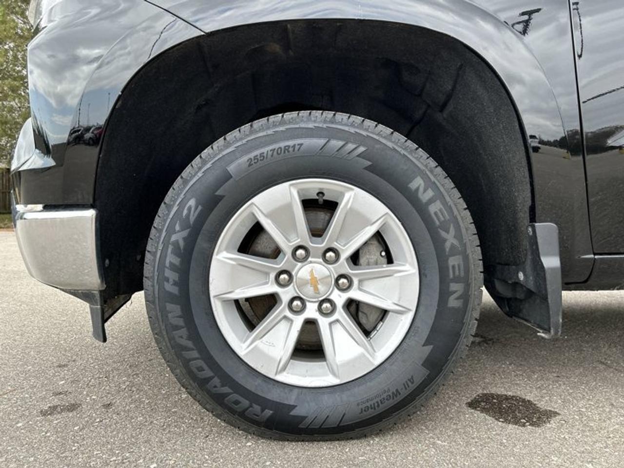 2025 Chevrolet Silverado 1500 LT Crew Cab 4wd | Navigation | No accidents Photo
