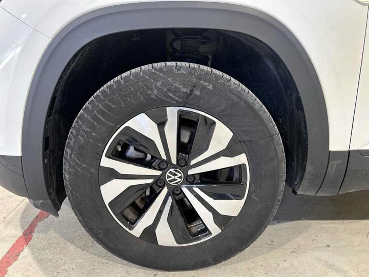 2025 Volkswagen Atlas Cross Sport Comfortline 4MOTION | No accidents Photo