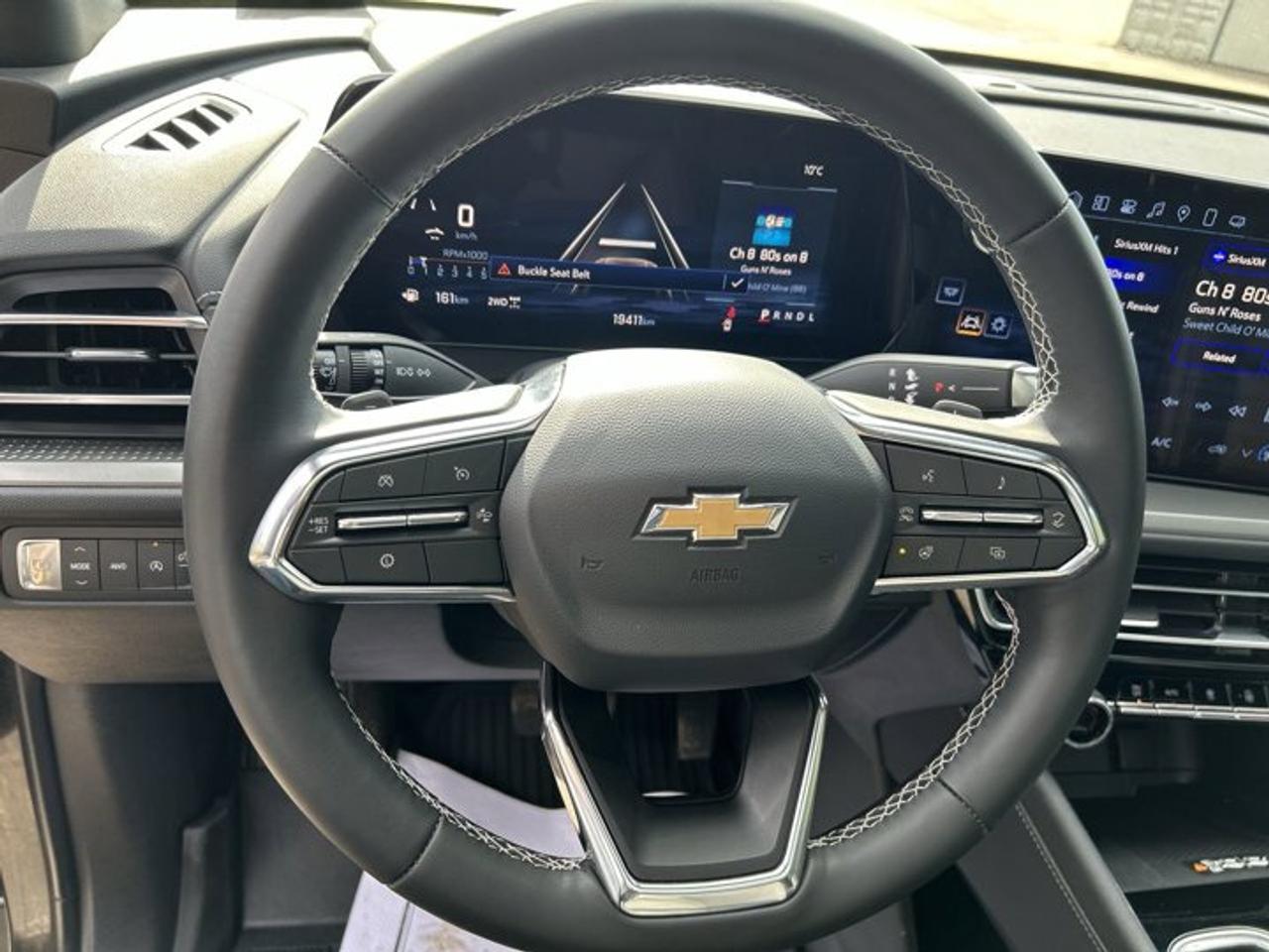 2025 Chevrolet Traverse LT AWD | One owner | No accidents |Leather | Panoramic Roof | Heated Steering Wheel Photo