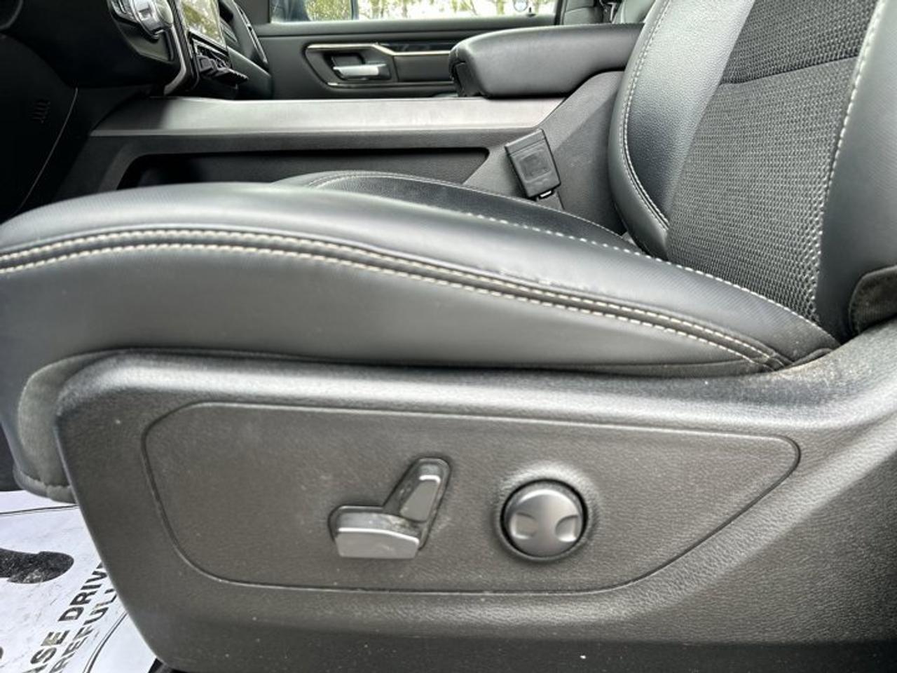 2022 RAM 1500 Sport Crew Cab 5'7 Box 4X4 | Heated Steering Wheel Photo