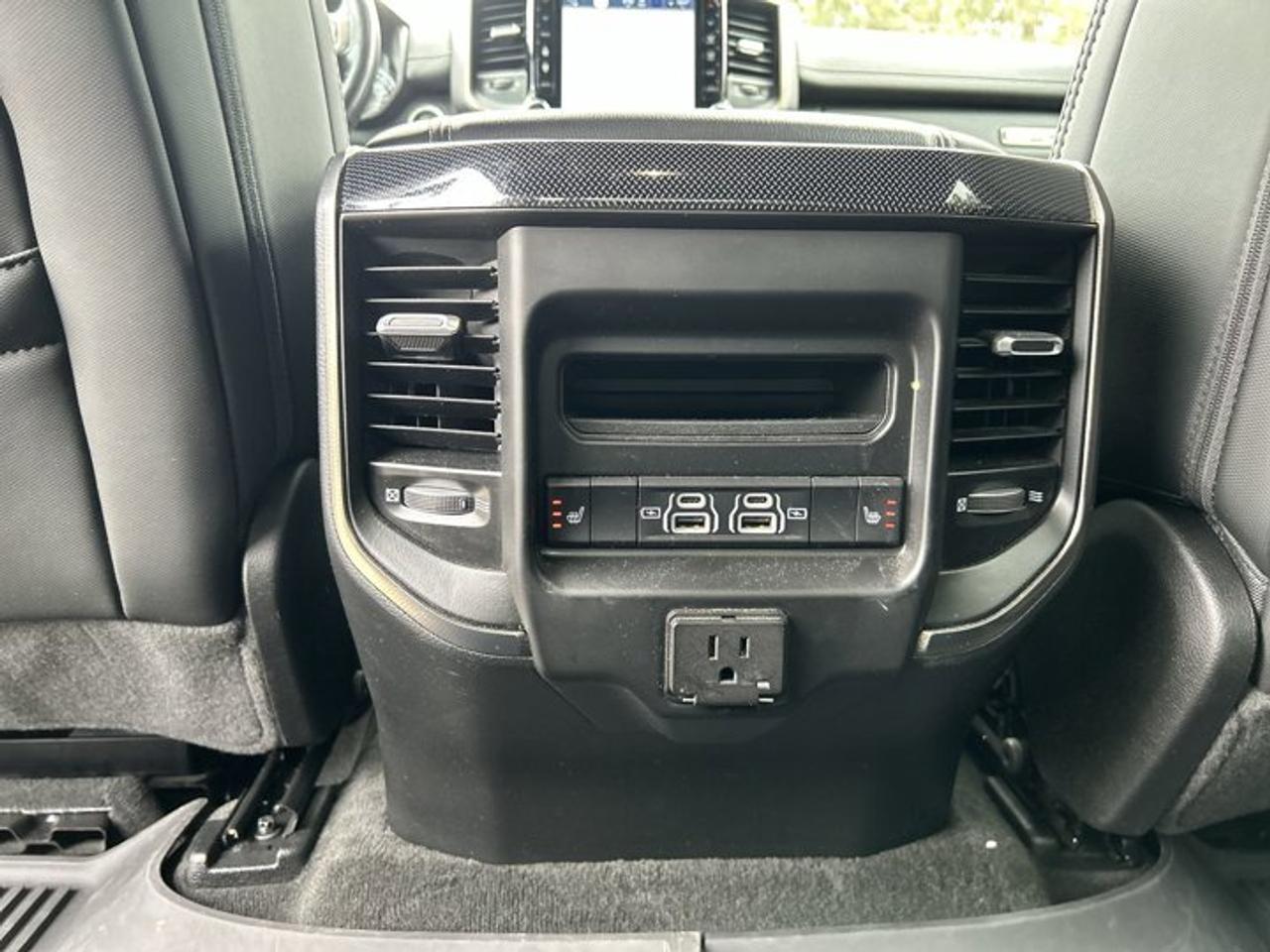 2022 RAM 1500 Sport Crew Cab 5'7 Box 4X4 | Heated Steering Wheel Photo
