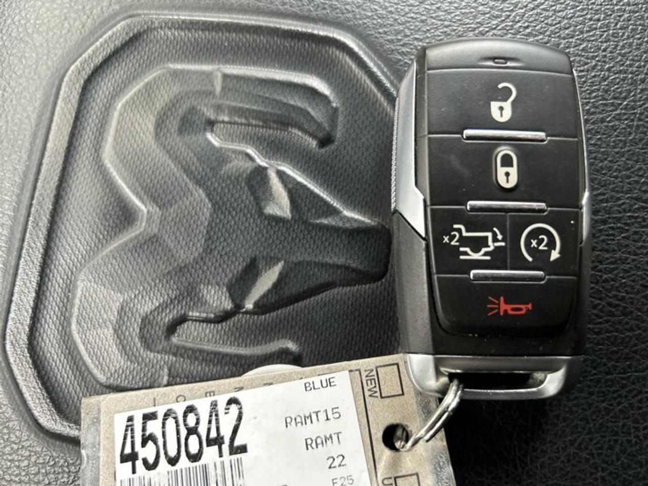 2022 RAM 1500 Sport Crew Cab 5'7 Box 4X4 | Heated Steering Wheel Photo