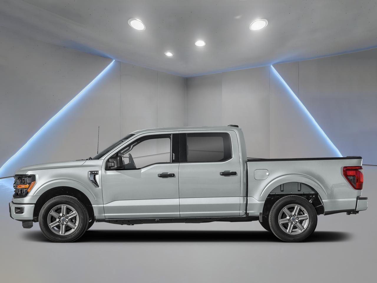 2026 Ford F-150 XLT Photo2