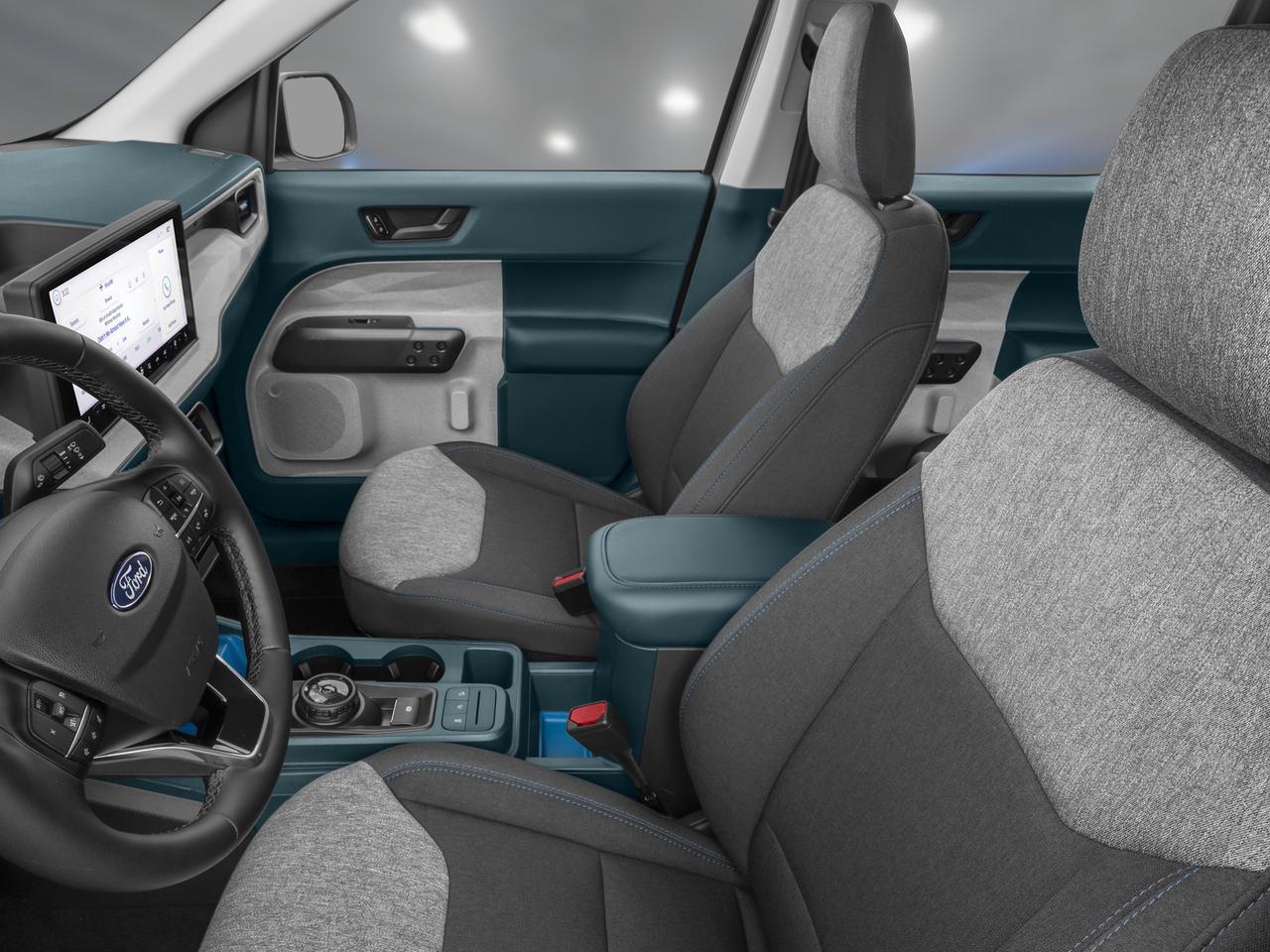 2026 Ford Maverick XLT Photo4