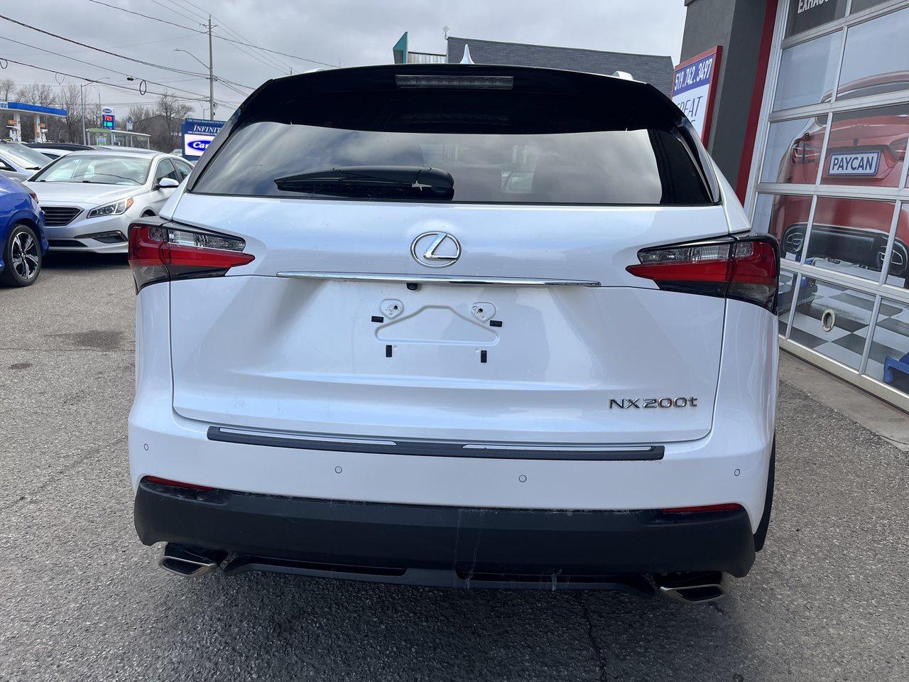 2017 Lexus NX 200t 200T Photo4