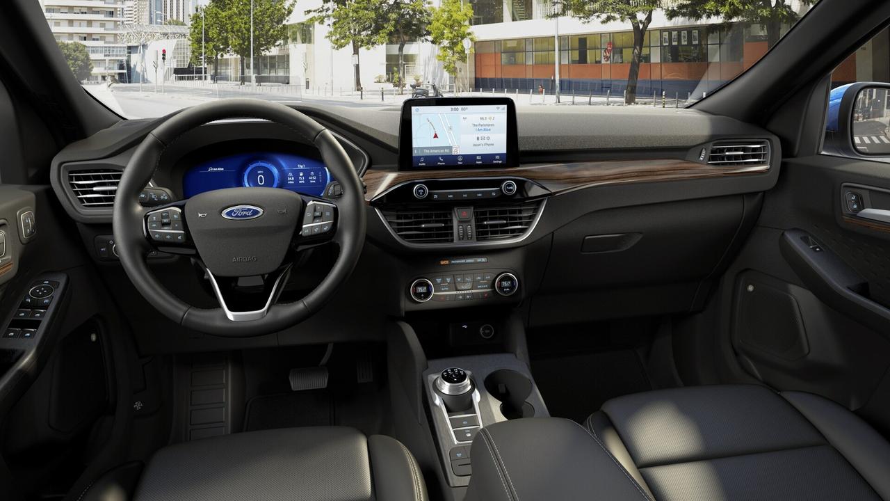 2020 Ford Escape Titanium Photo6