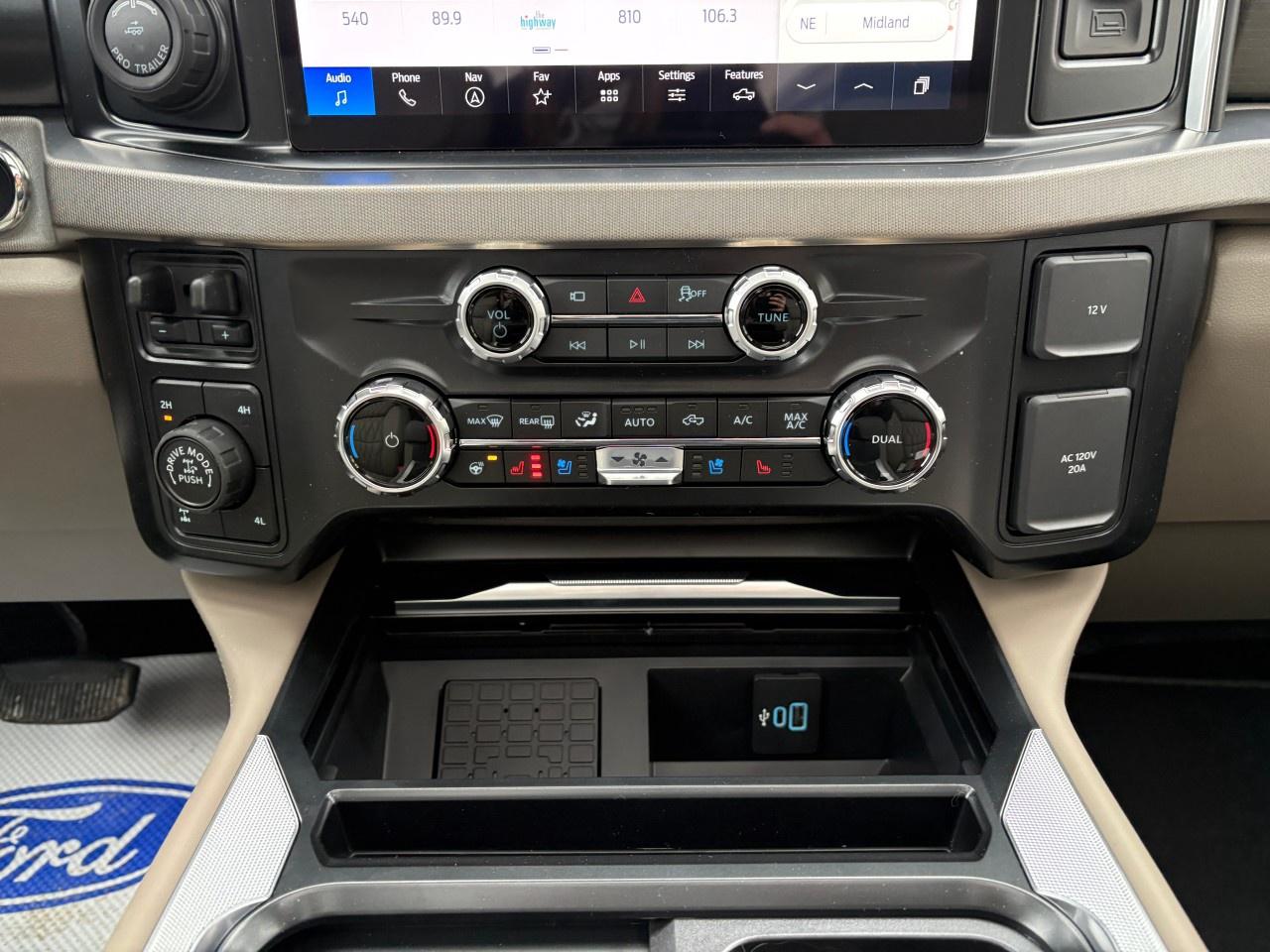 2026 Ford F-250 Super Duty SRW PLATINUM 4WD CREW CAB 6.75' BOX Photo