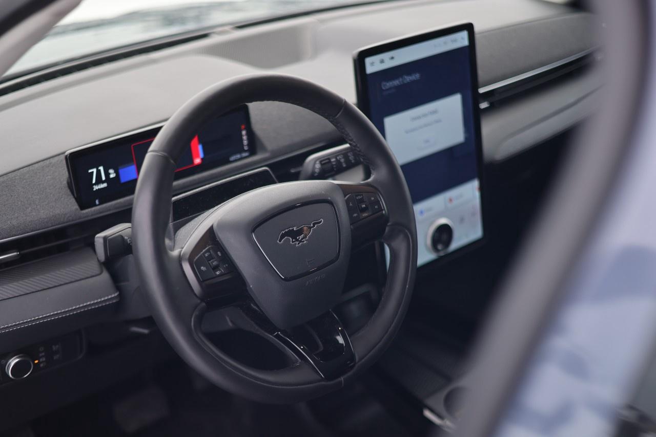 2021 Ford Mustang Mach-E Premium AWD Photo