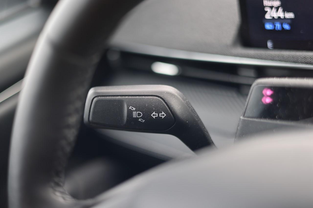 2021 Ford Mustang Mach-E Premium AWD Photo