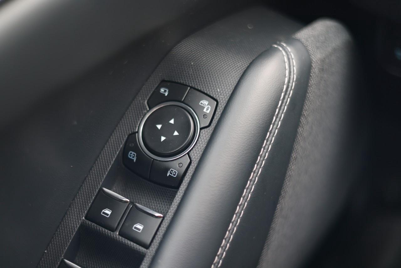 2021 Ford Mustang Mach-E Premium AWD Photo