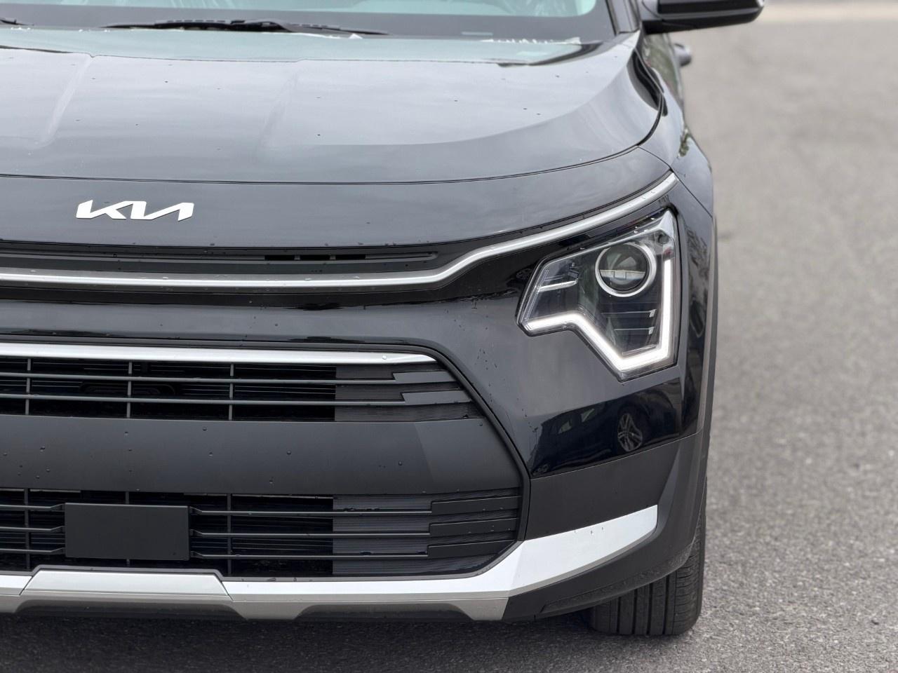 2026 Kia NIRO EX FWD Photo