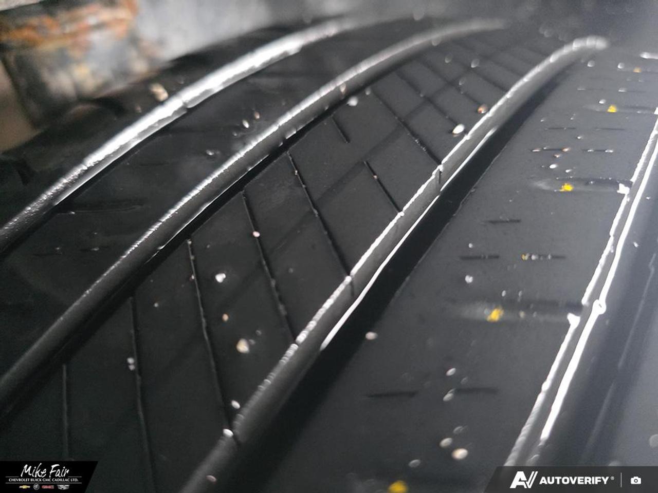 2023 Chevrolet TrailBlazer RS ONE OWNER! Bluetooth, Apple CarPlay, Driver Info Centre Photo