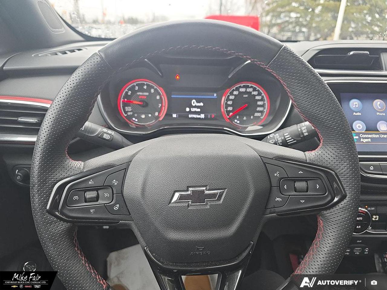 2023 Chevrolet TrailBlazer RS ONE OWNER! Bluetooth, Apple CarPlay, Driver Info Centre Photo