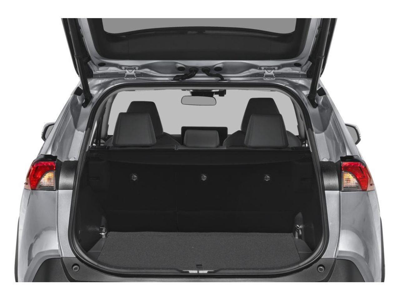 2025 Toyota RAV4 XLE Photo