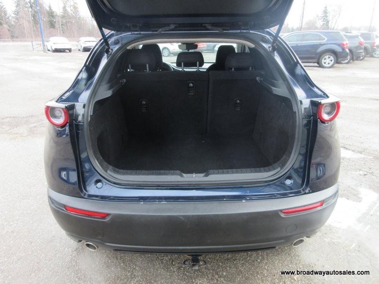 2022 Mazda CX-30 ALL-WHEEL DRIVE PREFERRED-PACKAGE 5 PASSENGER 2.5L - DOHC.. SKYACTIV-G-PACKAGE.. HEATED SEATS & WHEEL.. BACK-UP CAMERA.. BLUETOOTH SYSTEM.. Photo