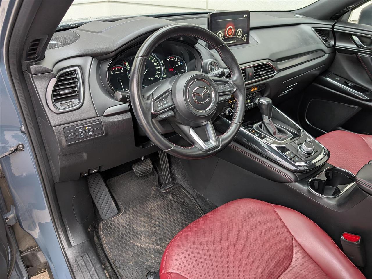 2021 Mazda CX-9 GT AWD - NAVI - SUNROOF - 6 PASS - KURO - RED LEATHER Photo