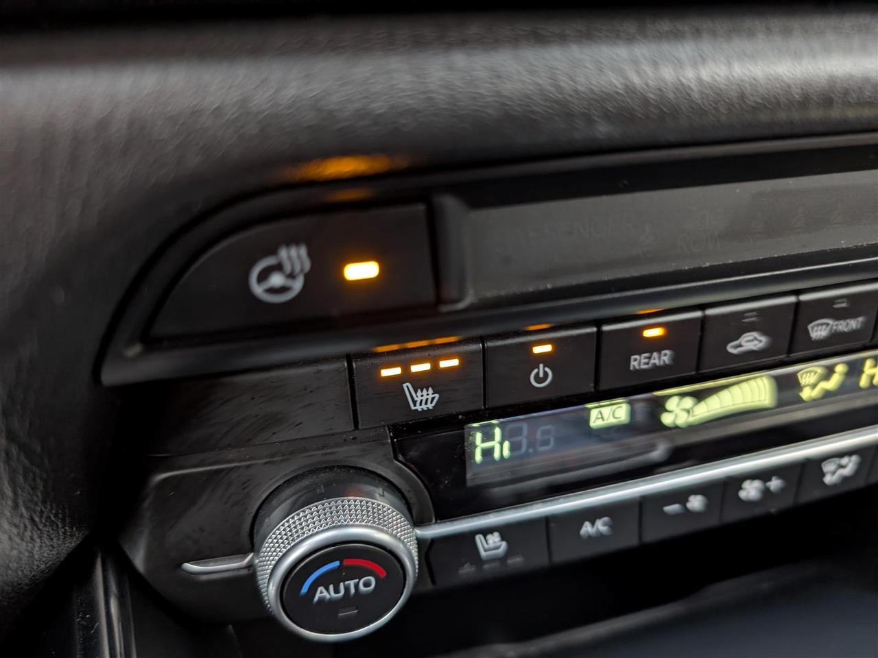 2021 Mazda CX-9 GT AWD - NAVI - SUNROOF - 6 PASS - KURO - RED LEATHER Photo