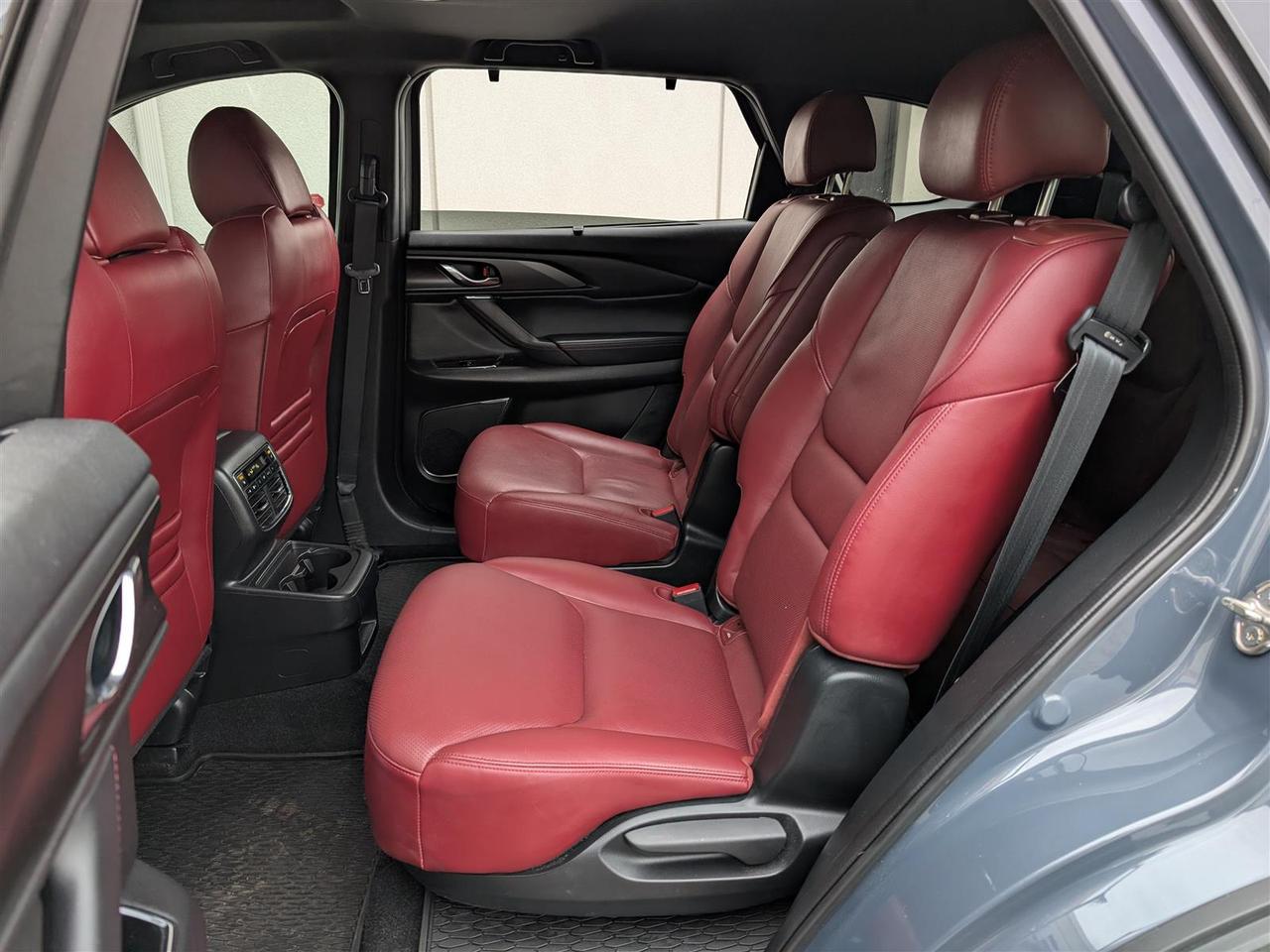 2021 Mazda CX-9 GT AWD - NAVI - SUNROOF - 6 PASS - KURO - RED LEATHER Photo