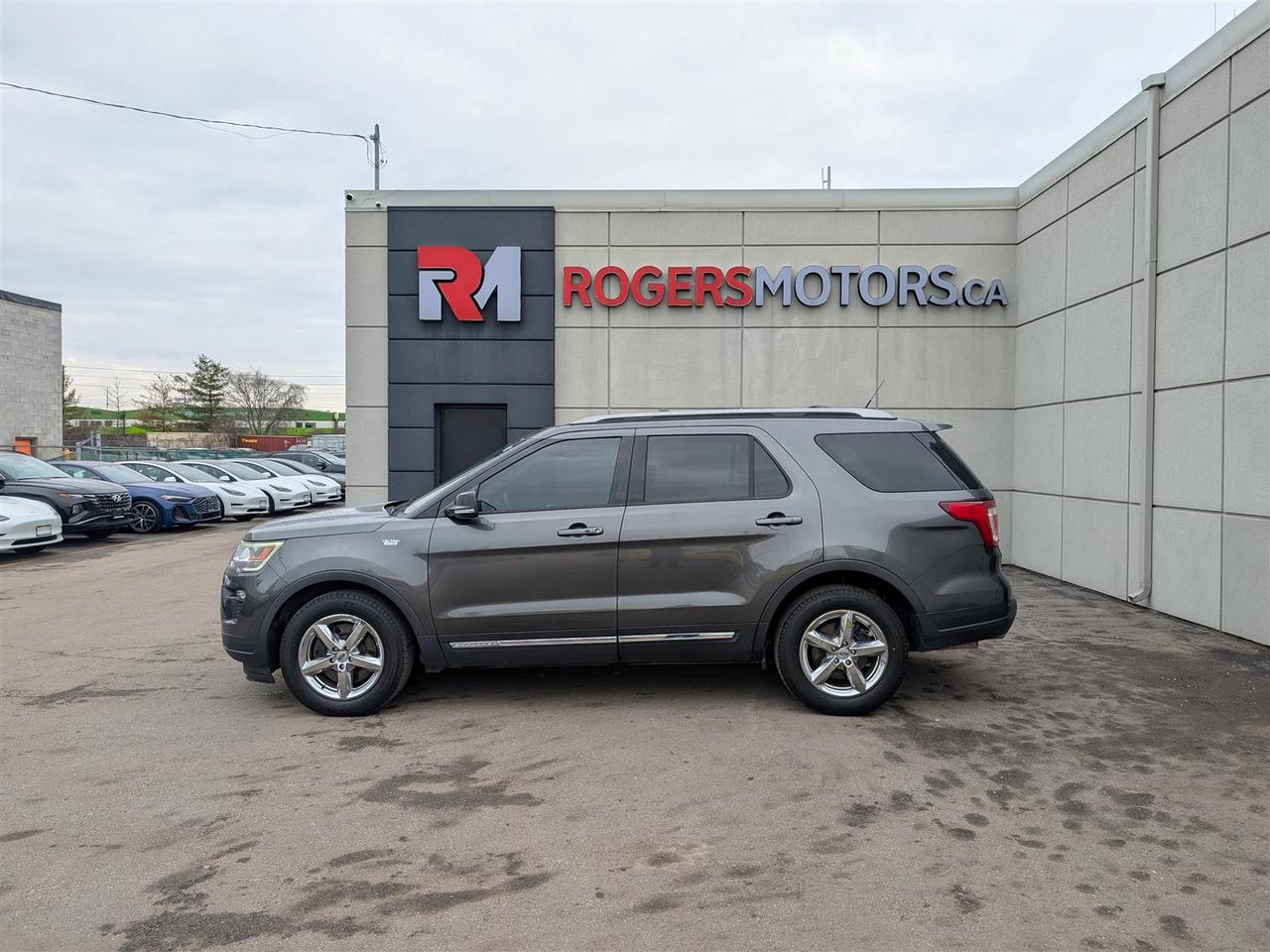 2018 Ford Explorer XLT - NAVI -  7 PASS - LEATHER - TECH FEATURES Photo