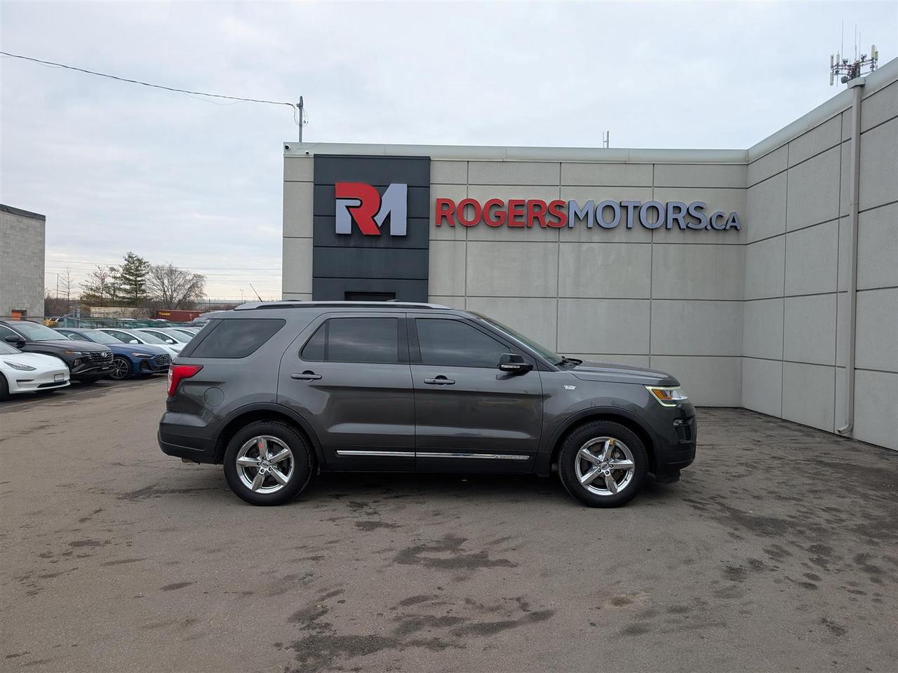 2018 Ford Explorer XLT - NAVI -  7 PASS - LEATHER - TECH FEATURES Photo