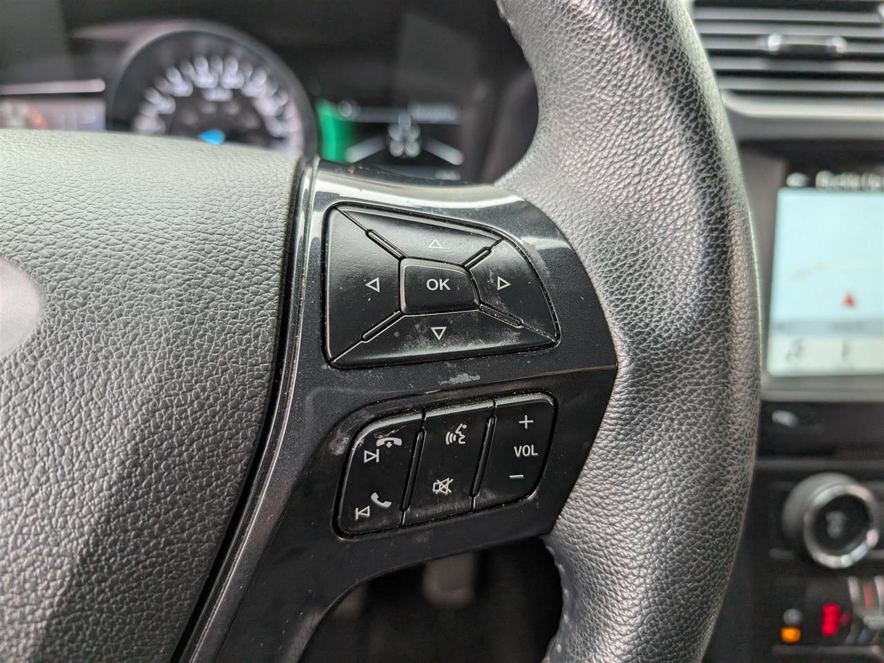 2018 Ford Explorer XLT - NAVI -  7 PASS - LEATHER - TECH FEATURES Photo