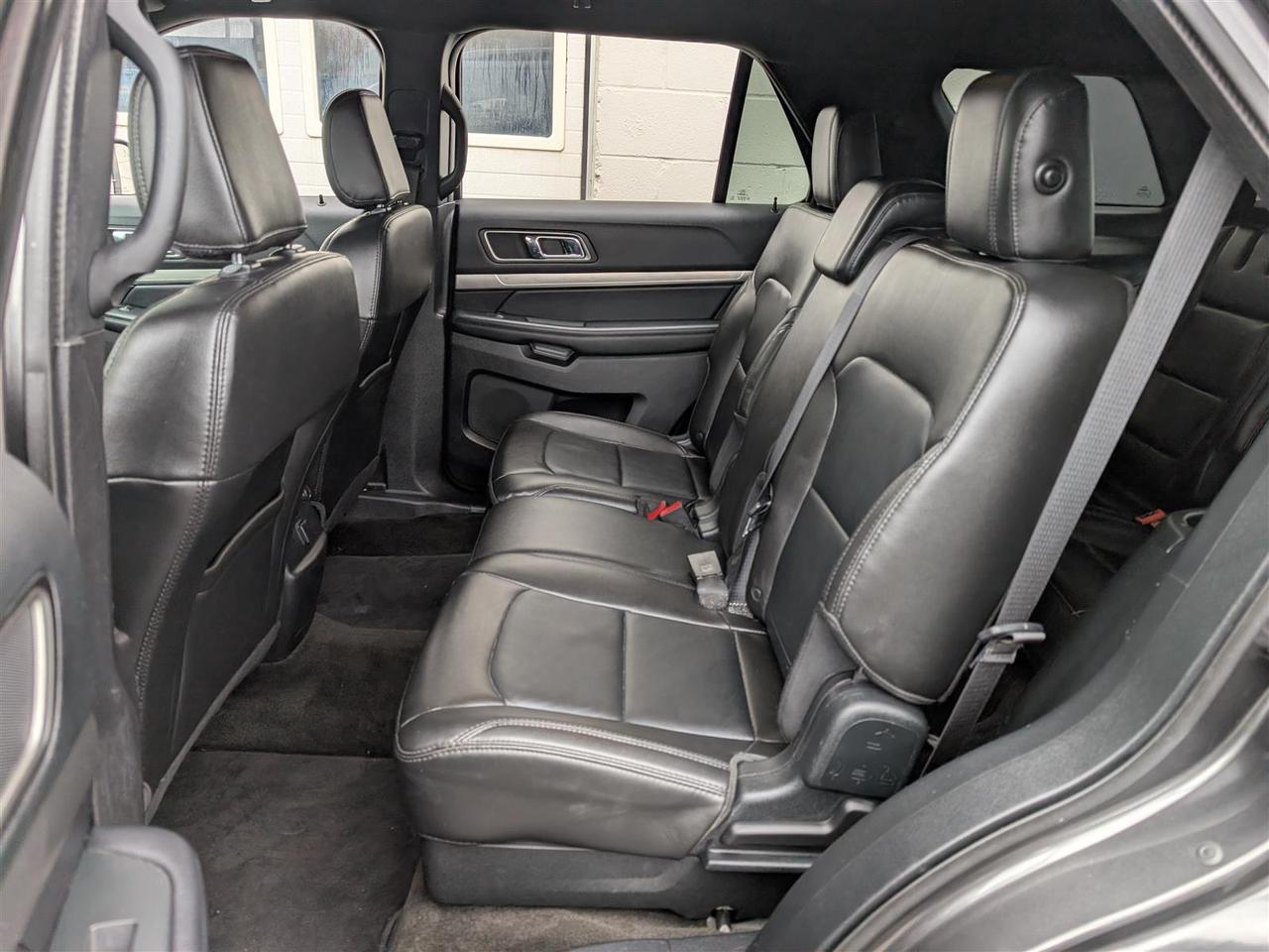 2018 Ford Explorer XLT - NAVI -  7 PASS - LEATHER - TECH FEATURES Photo