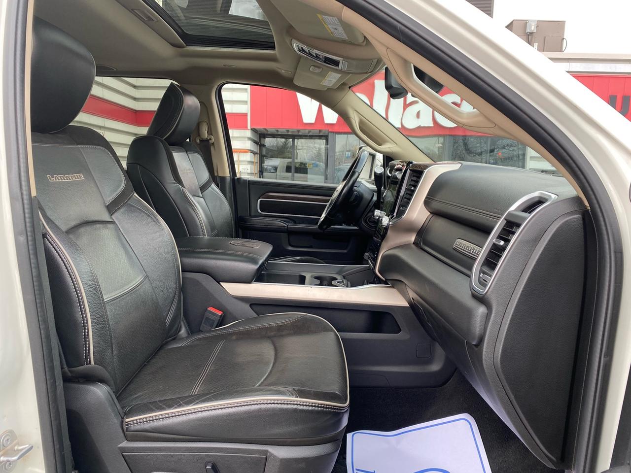 2019 RAM 2500 Laramie Crew Cab | Cummins Diesel | NAV | Sunroof Photo