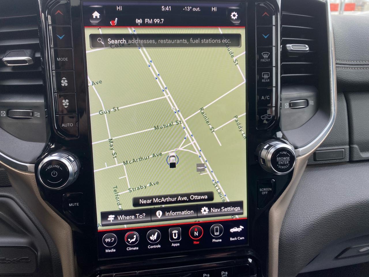 2019 RAM 2500 Laramie Crew Cab | Cummins Diesel | NAV | Sunroof Photo