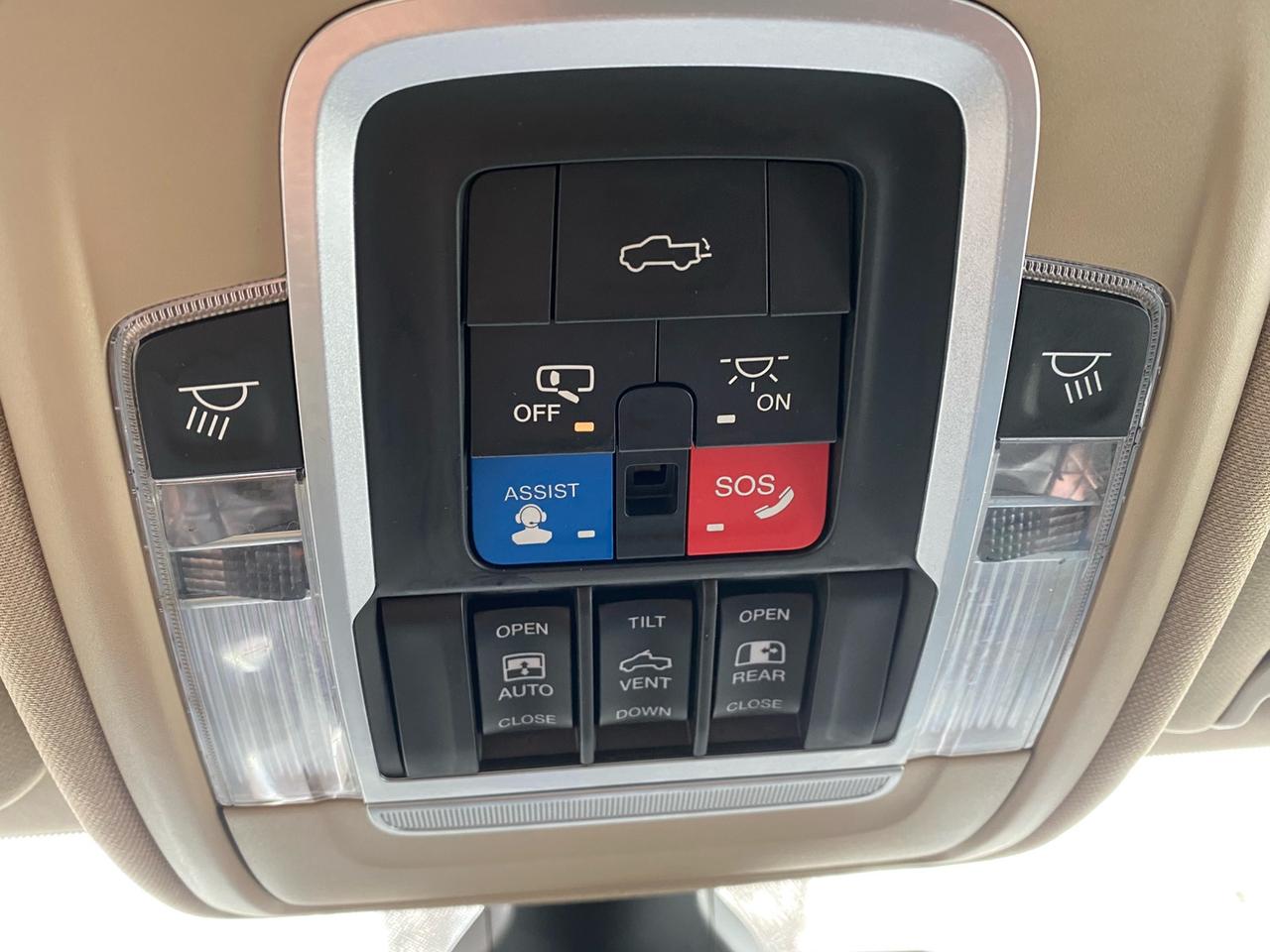 2019 RAM 2500 Laramie Crew Cab | Cummins Diesel | NAV | Sunroof Photo