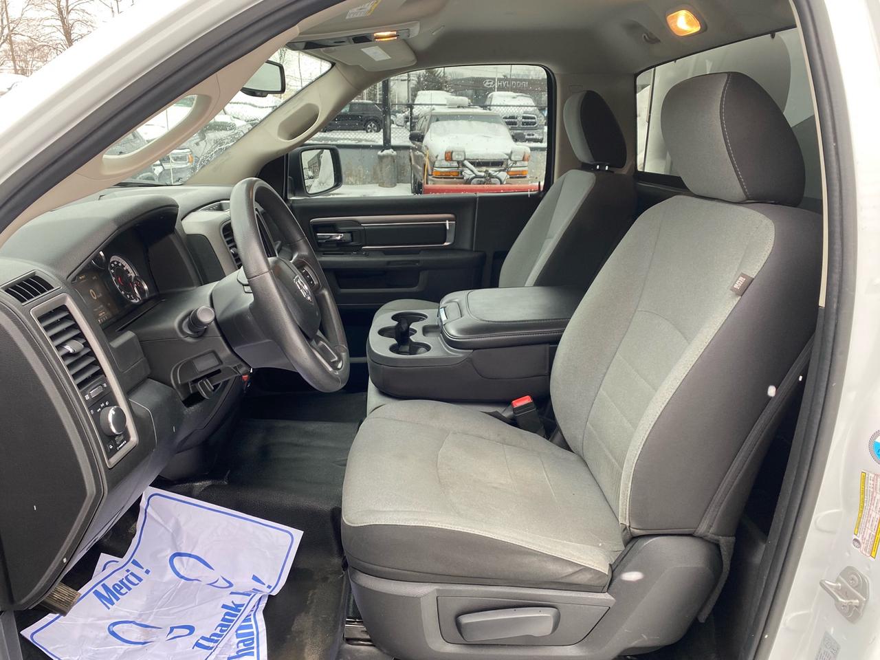 2022 RAM 1500 Tradesman | Leer Contractors Cap | BlueTooth | Android Auto | Apple CarPlay Photo