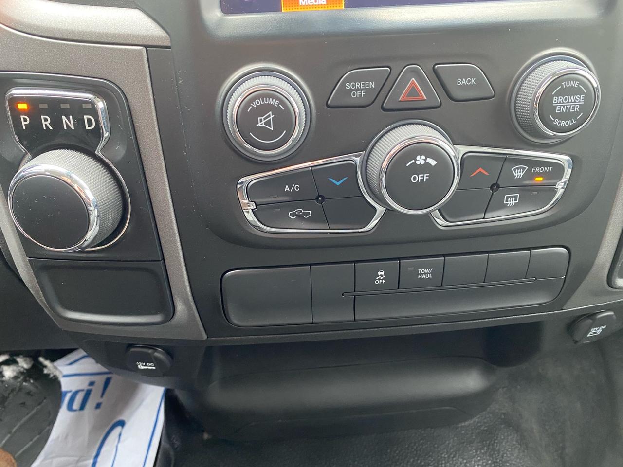 2022 RAM 1500 Tradesman | Leer Contractors Cap | BlueTooth | Android Auto | Apple CarPlay Photo