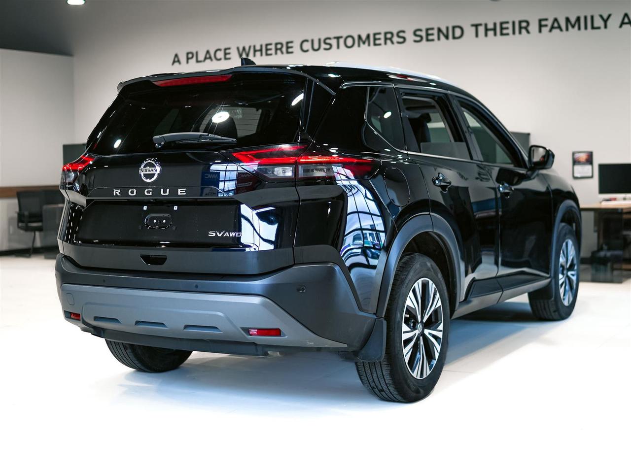 2021 Nissan Rogue SV AWD | PREMIUM | LEATHER | PANO ROOF Photo