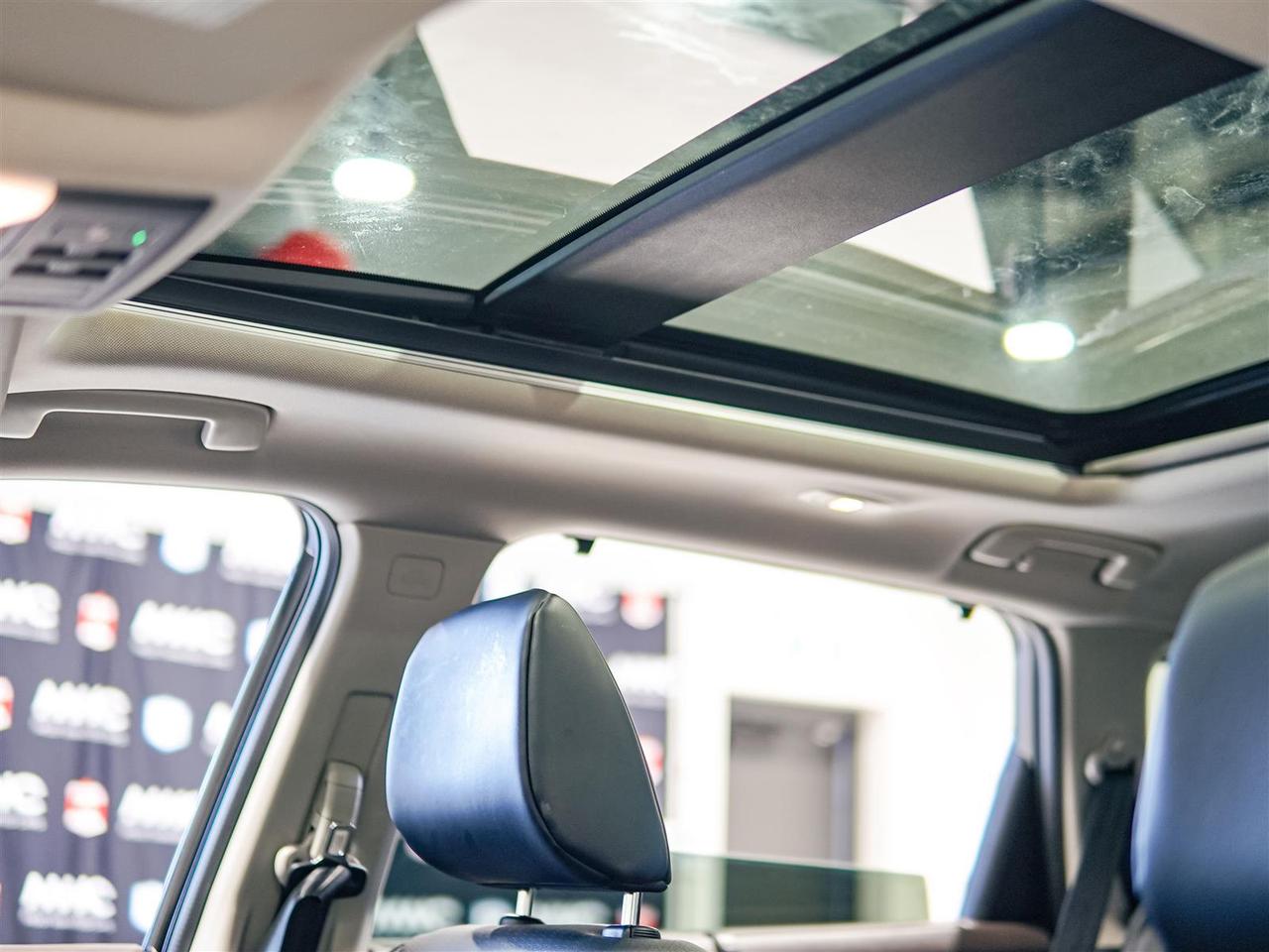 2021 Nissan Rogue SV AWD | PREMIUM | LEATHER | PANO ROOF Photo