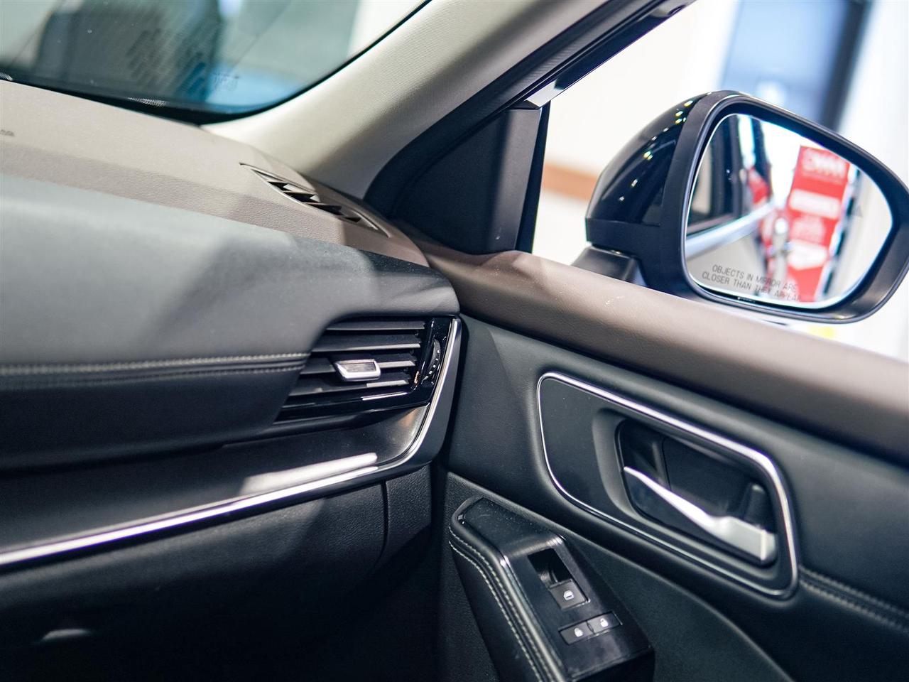 2021 Nissan Rogue SV AWD | PREMIUM | LEATHER | PANO ROOF Photo