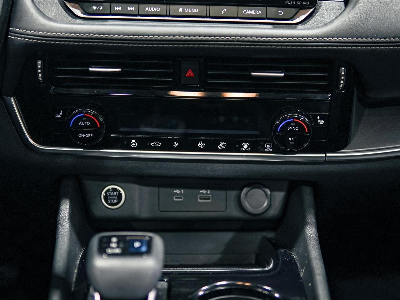 2021 Nissan Rogue SV AWD | PREMIUM | LEATHER | PANO ROOF Photo