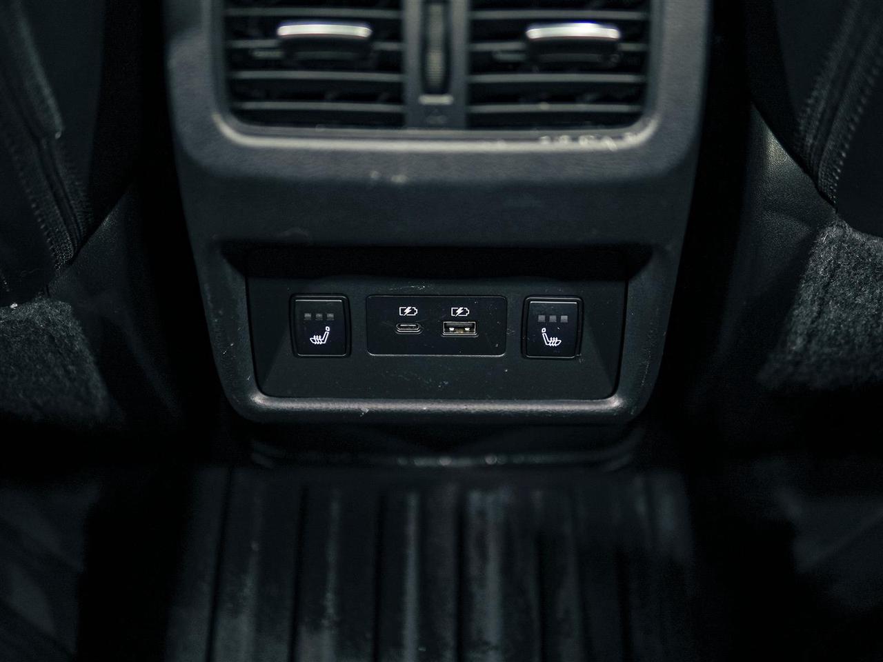 2021 Nissan Rogue SV AWD | PREMIUM | LEATHER | PANO ROOF Photo