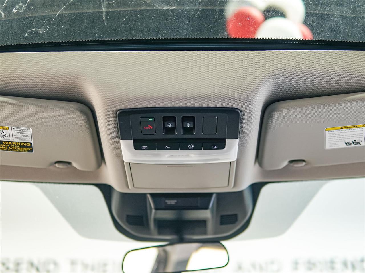 2021 Nissan Rogue SV AWD | PREMIUM | LEATHER | PANO ROOF Photo