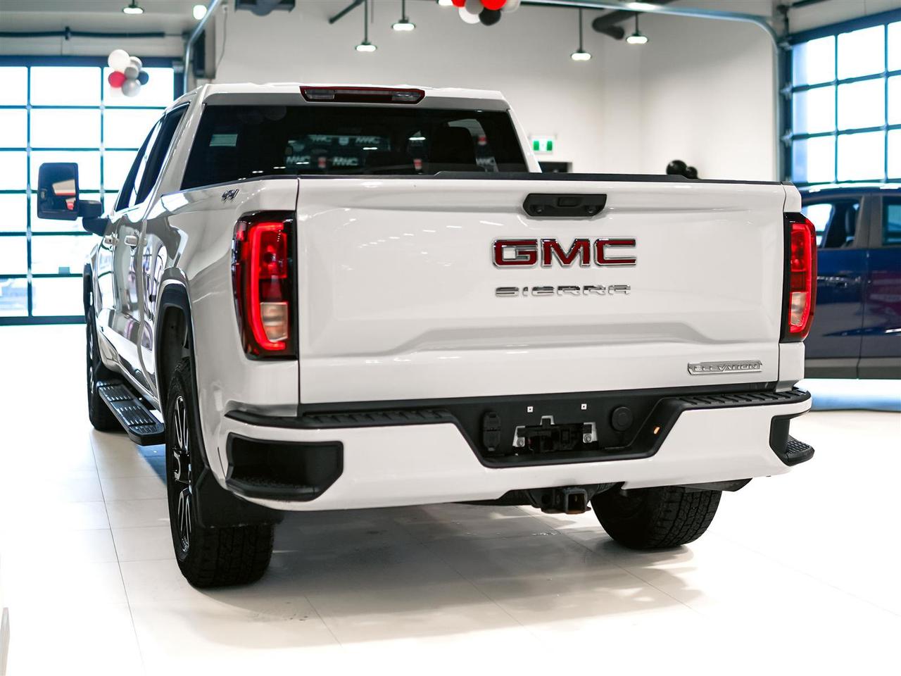 2024 GMC Sierra 1500 ELEVATION | NO ACCIDENTS | 4X4 | 5.3L | PREF PKG | RUNNING BOARDS Photo