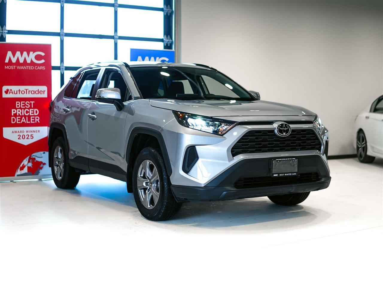 2025 Toyota RAV4 Hybrid HYBRID LE AWD | NO ACCIDENTS | ALLOYS Photo