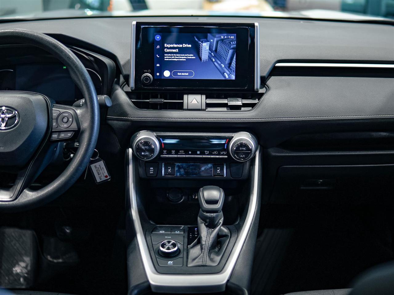 2025 Toyota RAV4 Hybrid HYBRID LE AWD | NO ACCIDENTS | ALLOYS Photo