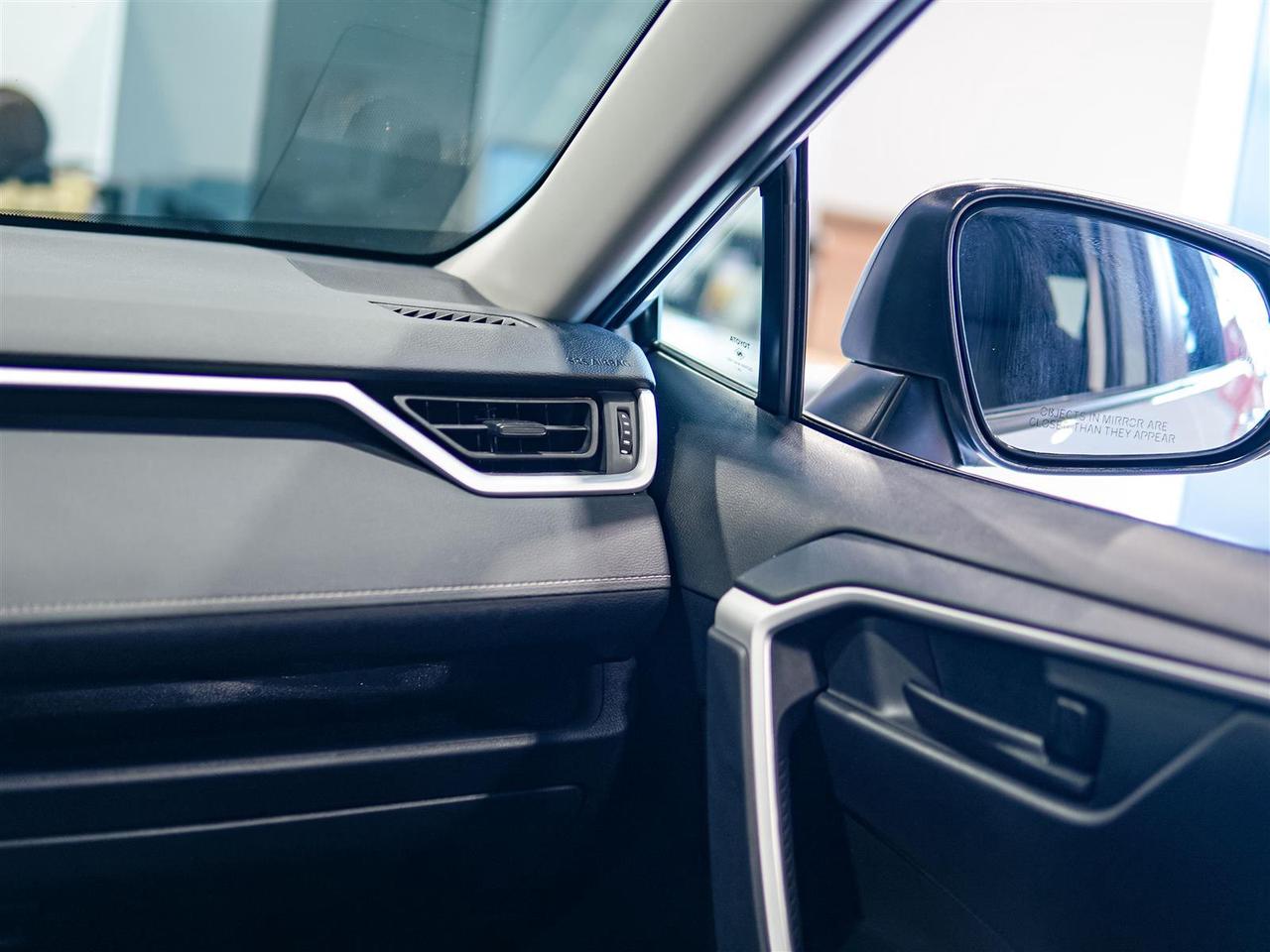 2025 Toyota RAV4 Hybrid HYBRID LE AWD | NO ACCIDENTS | ALLOYS Photo