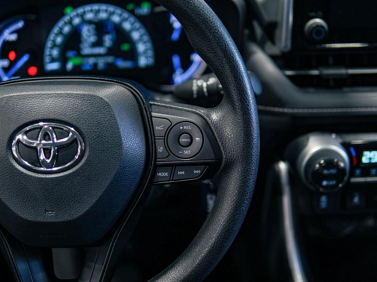 2025 Toyota RAV4 Hybrid HYBRID LE AWD | NO ACCIDENTS | ALLOYS Photo