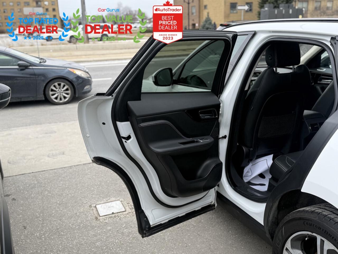 2020 Jaguar F-PACE R-SPORT | PANO | MERIDIAN | LOADED Photo